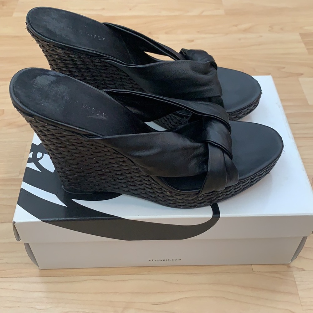 Nine West Black Leather Espadrille Style Wedges Y2K 2000s Size7